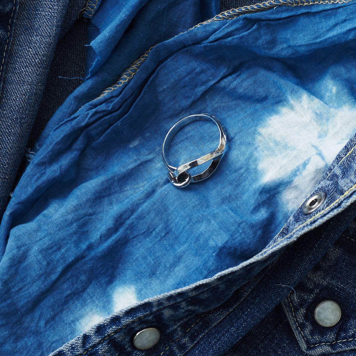 Larry Smith Triangle Scarf Ring OT-0112
