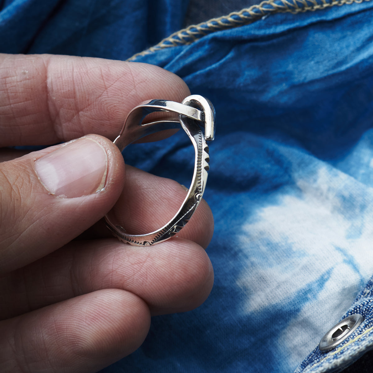 Larry Smith Triangle Scarf Ring OT-0112