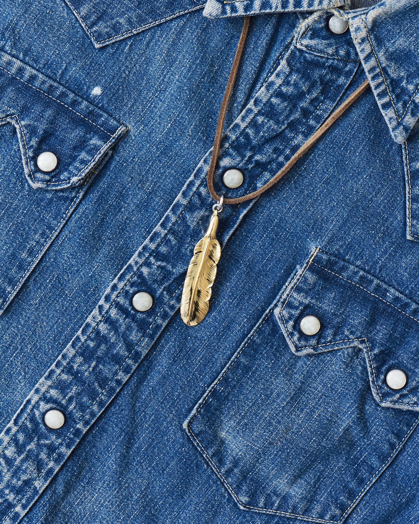 Larry Smith 18K Gold Eagle Head Feather Top Left EFNL-0043-L