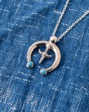 Larry Smith Naja Silver Pendant Turquoise NL-0137