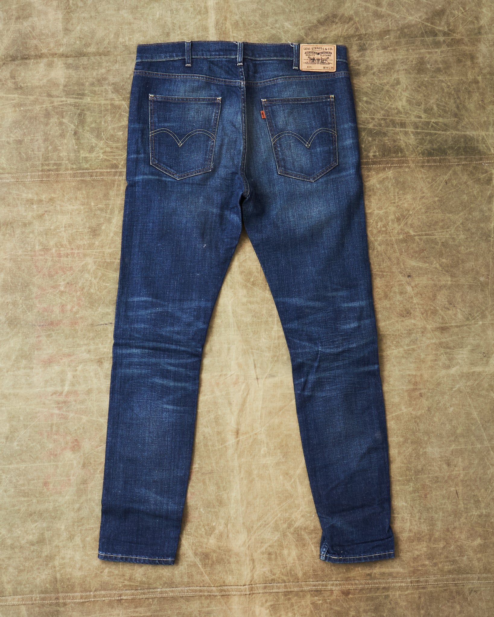 Second Hand Levi's Vintage Clothing 605 Big E Slim Tapered