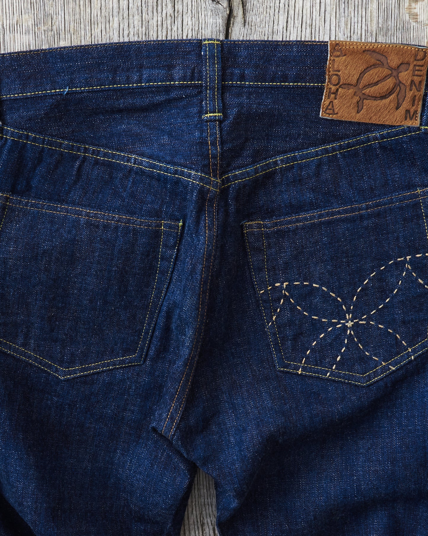 Sugar cane 14,25 Oz. Hawaii Indigo Mixed Right Twill Denim Lot: 401