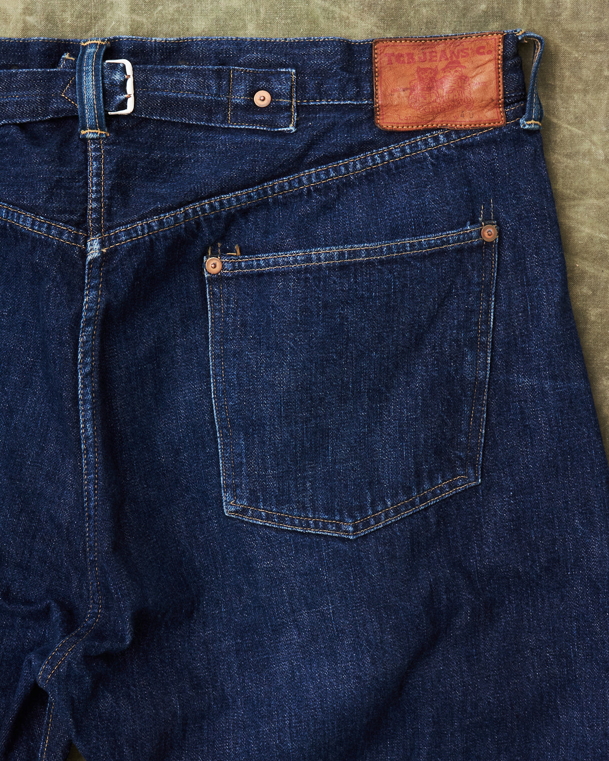 Second Hand TCB Jeans 20's Size 40