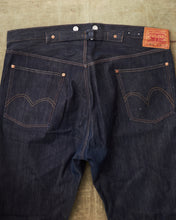 Second Hand Levi's Vintage Clothing Made in USA 1915 501XX W 38