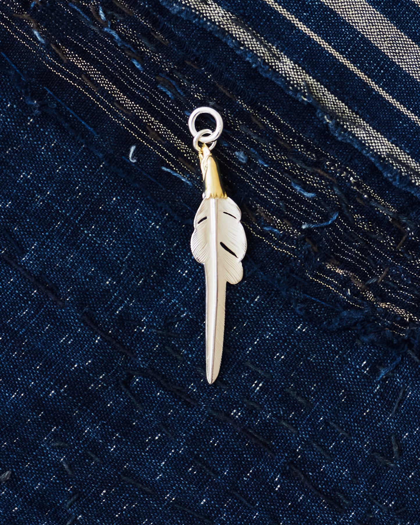 Larry Smith Eagle Head Kazekiri Feather pendant with 18K gold accent, handcrafted in Japan
