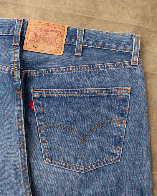 No. 44 Vintage 90's Made in USA Levi's 501 Jeans W40/L30