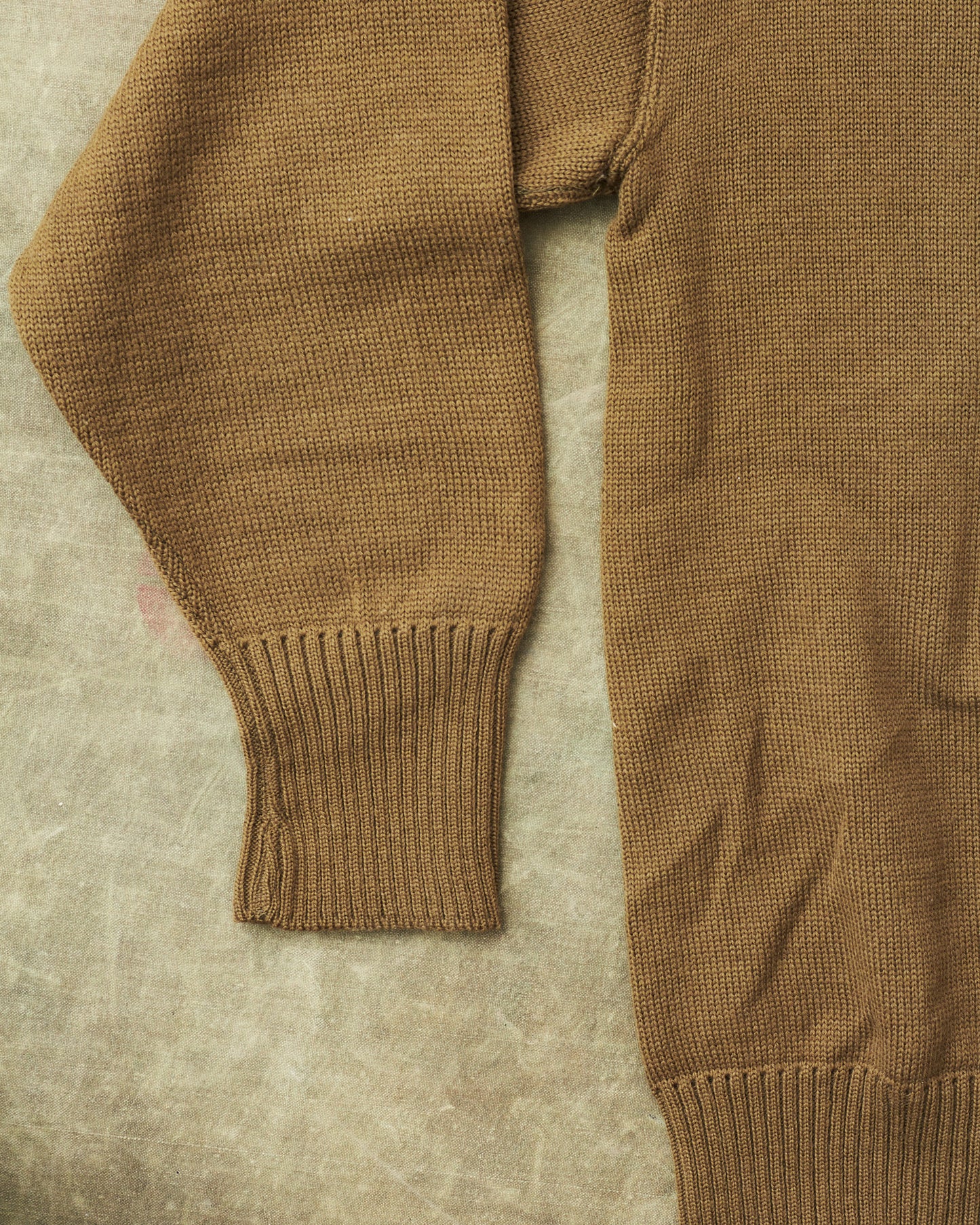 Original Vintage WWII US Army Wool Sweater Size M