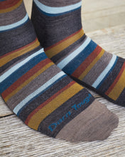 Darn Tough 6090 Charcoal Merino Wool Lifestyle Druid Crew Lightweight Socks