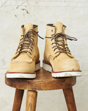 Second Hand Red Wing Classic Moc Toe Style No. 8833 Hawthorne US 8 / EUR 41