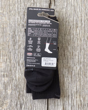 Darn Tough 1657 Black Merino Wool Lifestyle Crew Lightweight Socks