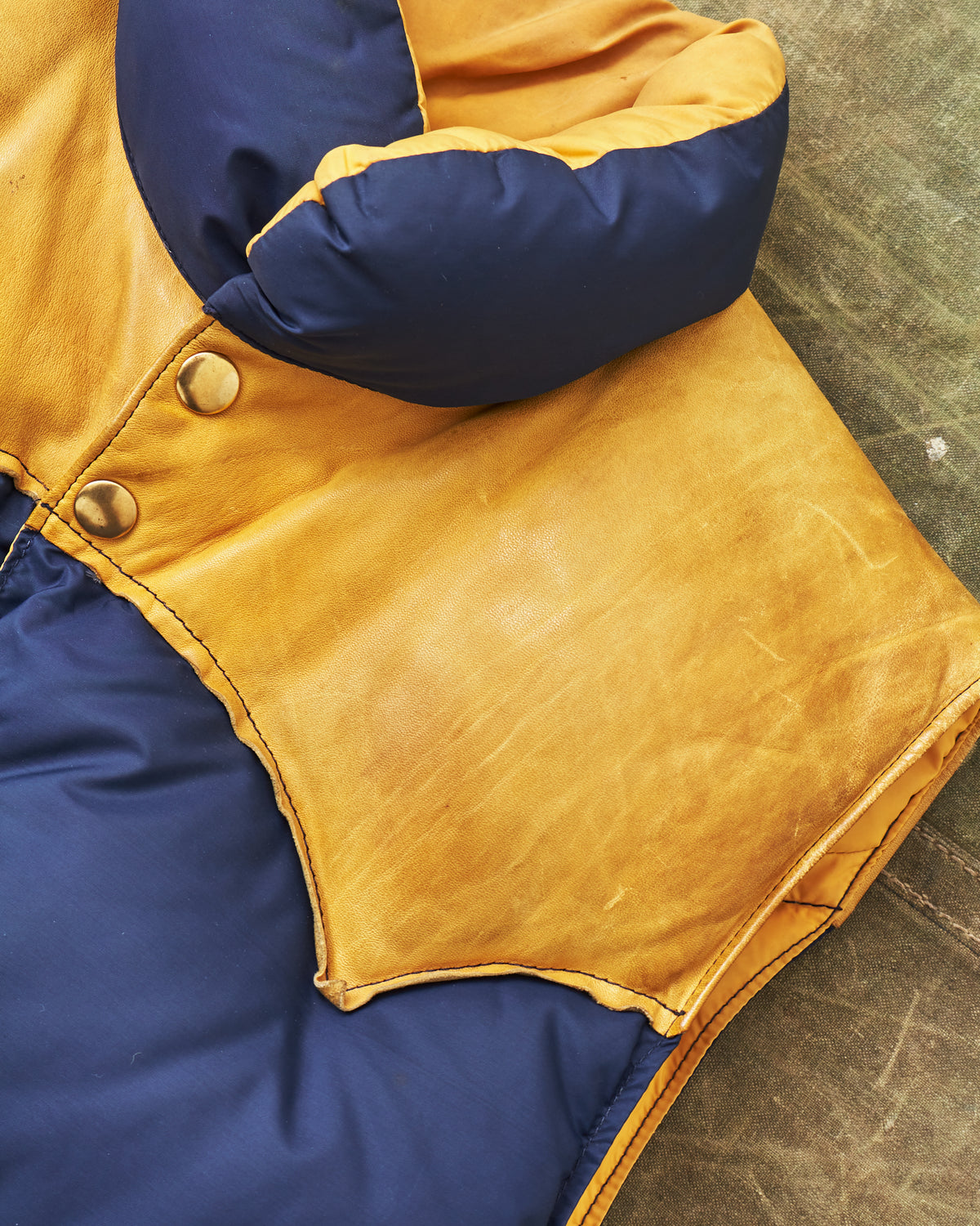 Vintage Rocky Mountain Featherbed Nylon Down Vest Size 40