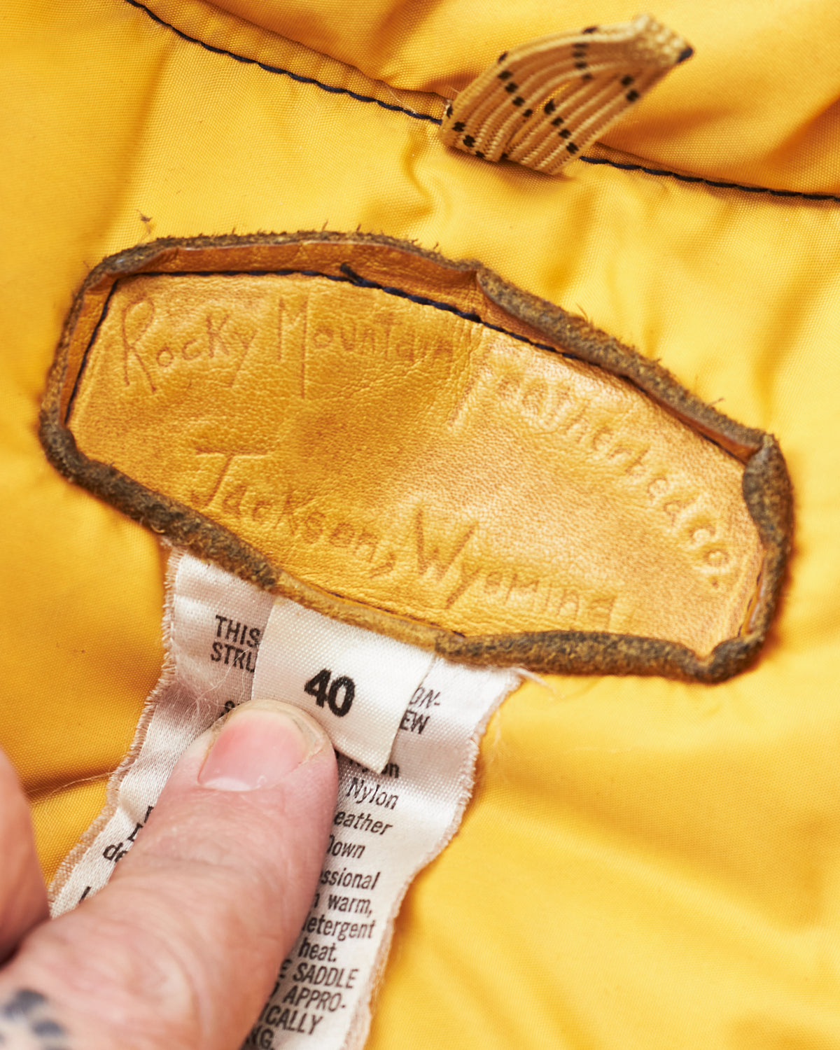 Vintage Rocky Mountain Featherbed Nylon Down Vest Size 40
