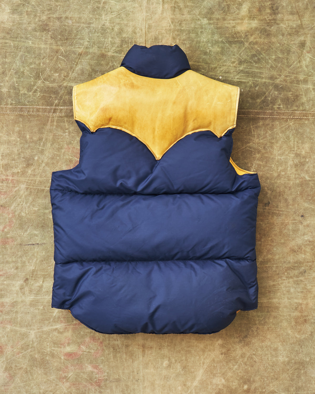 Vintage Rocky Mountain Featherbed Nylon Down Vest Size 40
