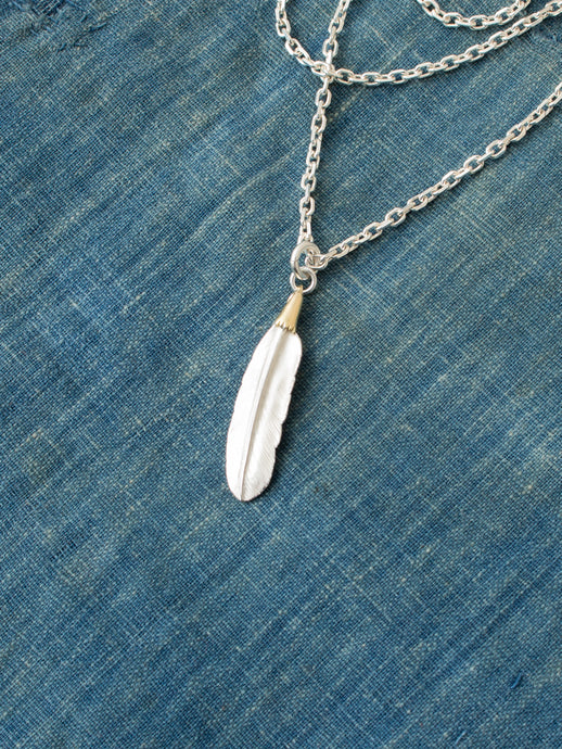 Larry Smith Eagle Head Feather Silver Pendent With 18K Gold Accent EFNL-0049-L