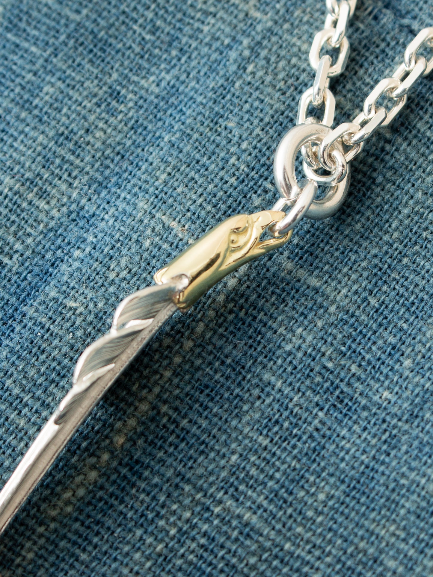 Larry Smith Eagle Head Feather 18K Gold Accent EFNL-0045-L