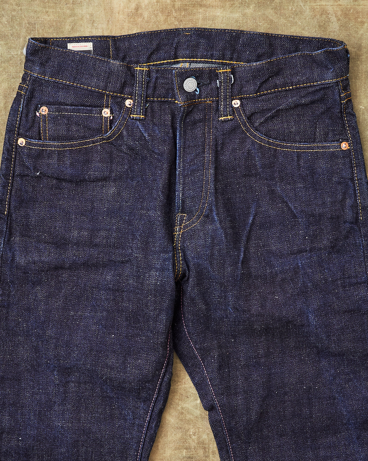 Second Hand Momotaro Lot 0605-82 Natural Tapered 16oz Texture Denim W30