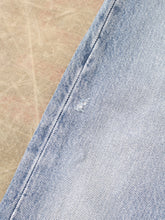 No. 30 Vintage 90's Made in USA Levi's 501 Jeans W36