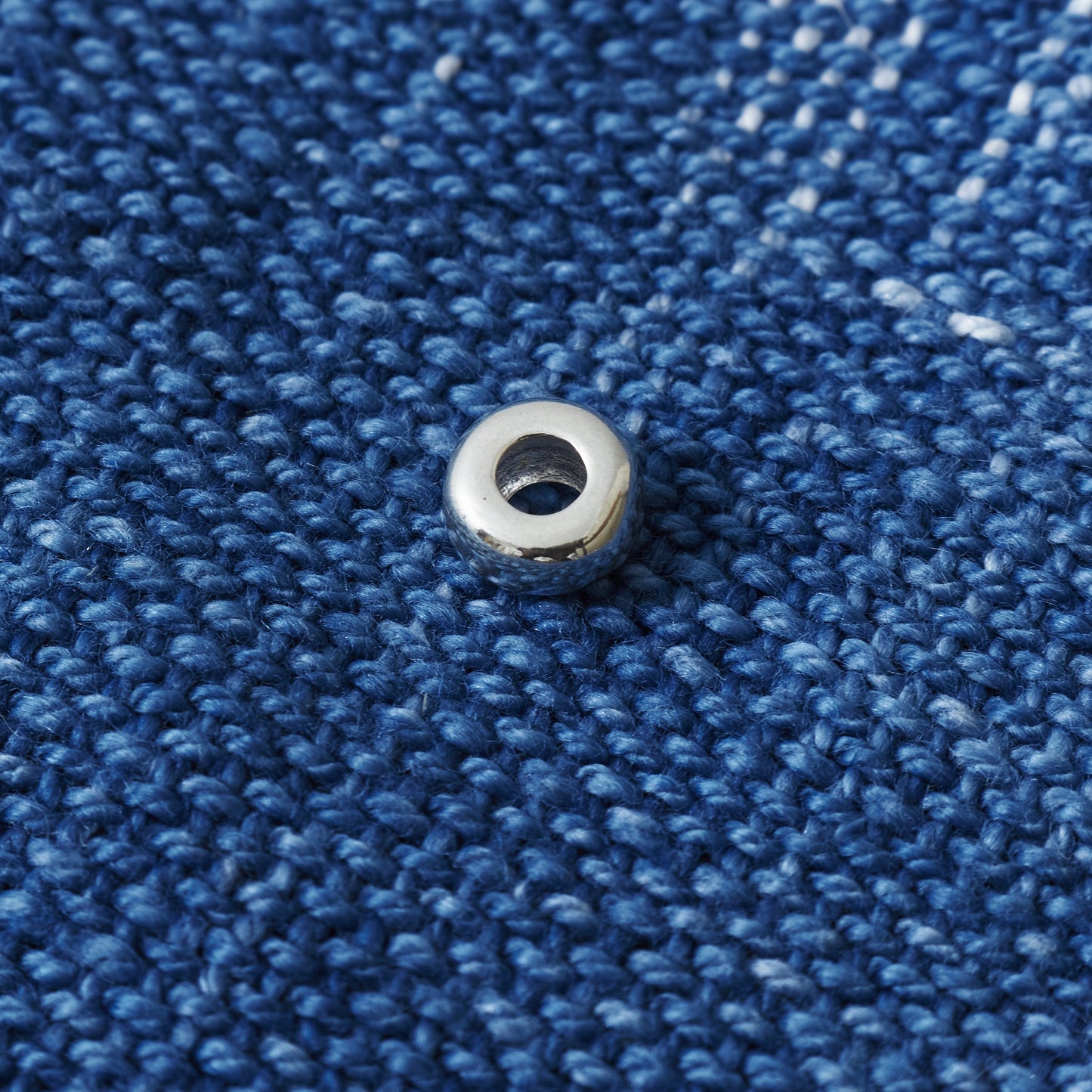 Larry Smith Silver Plain Bead OT-B0001