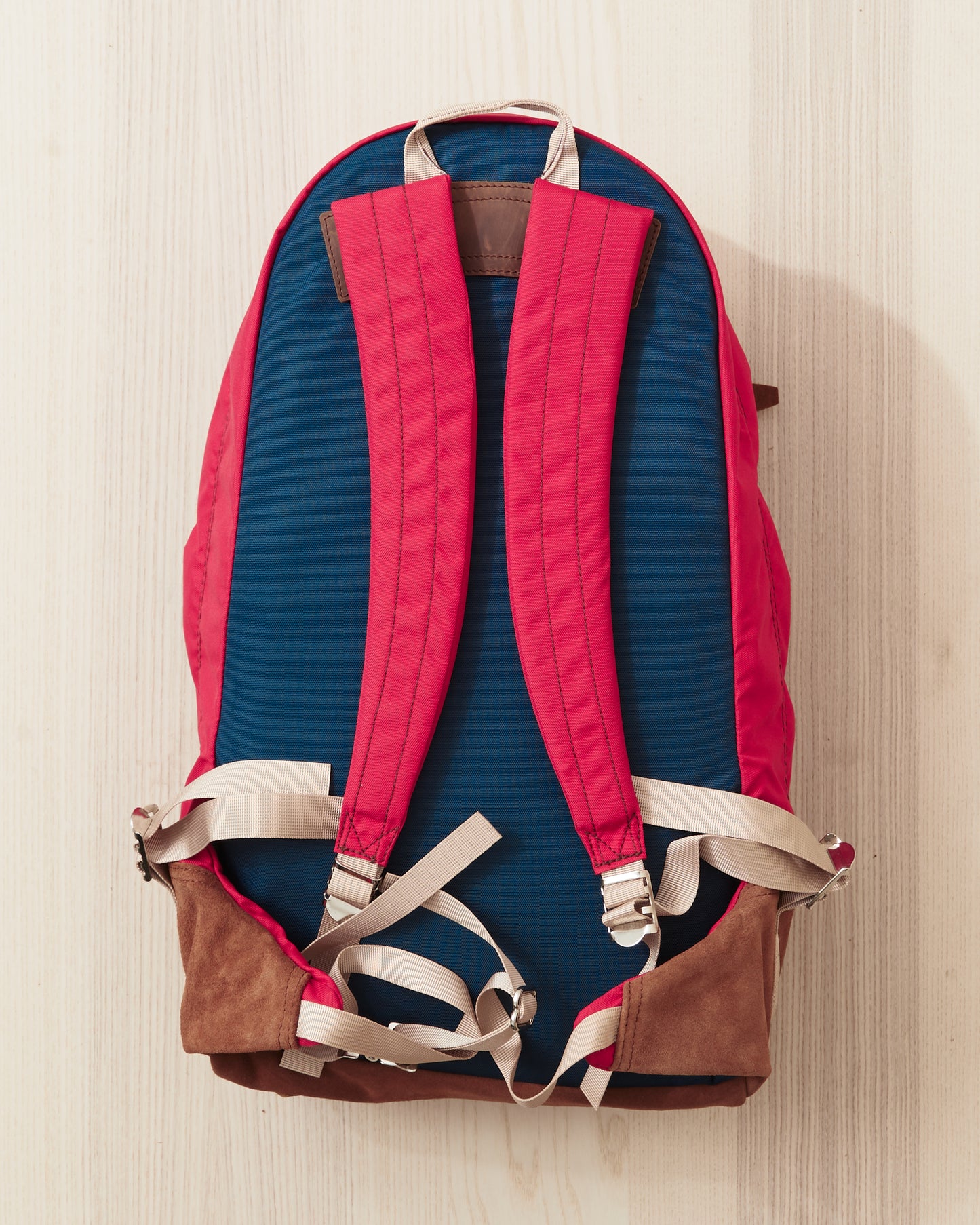 Big Rock Candy Mountaineering Gator Backpack - Sour Cherry