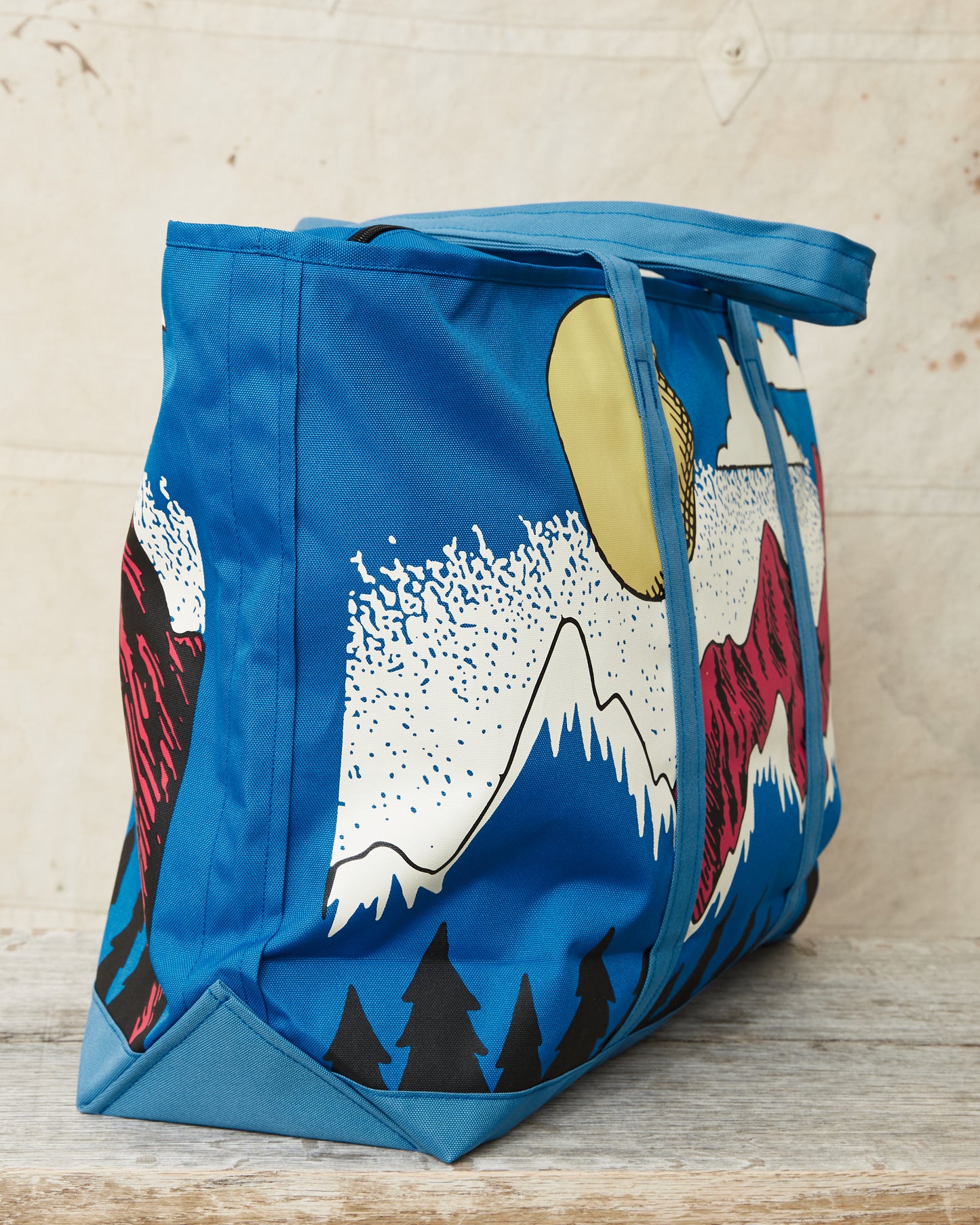 Big Rock Candy Mountaineering Haulin' Tote - Blue Raspberry