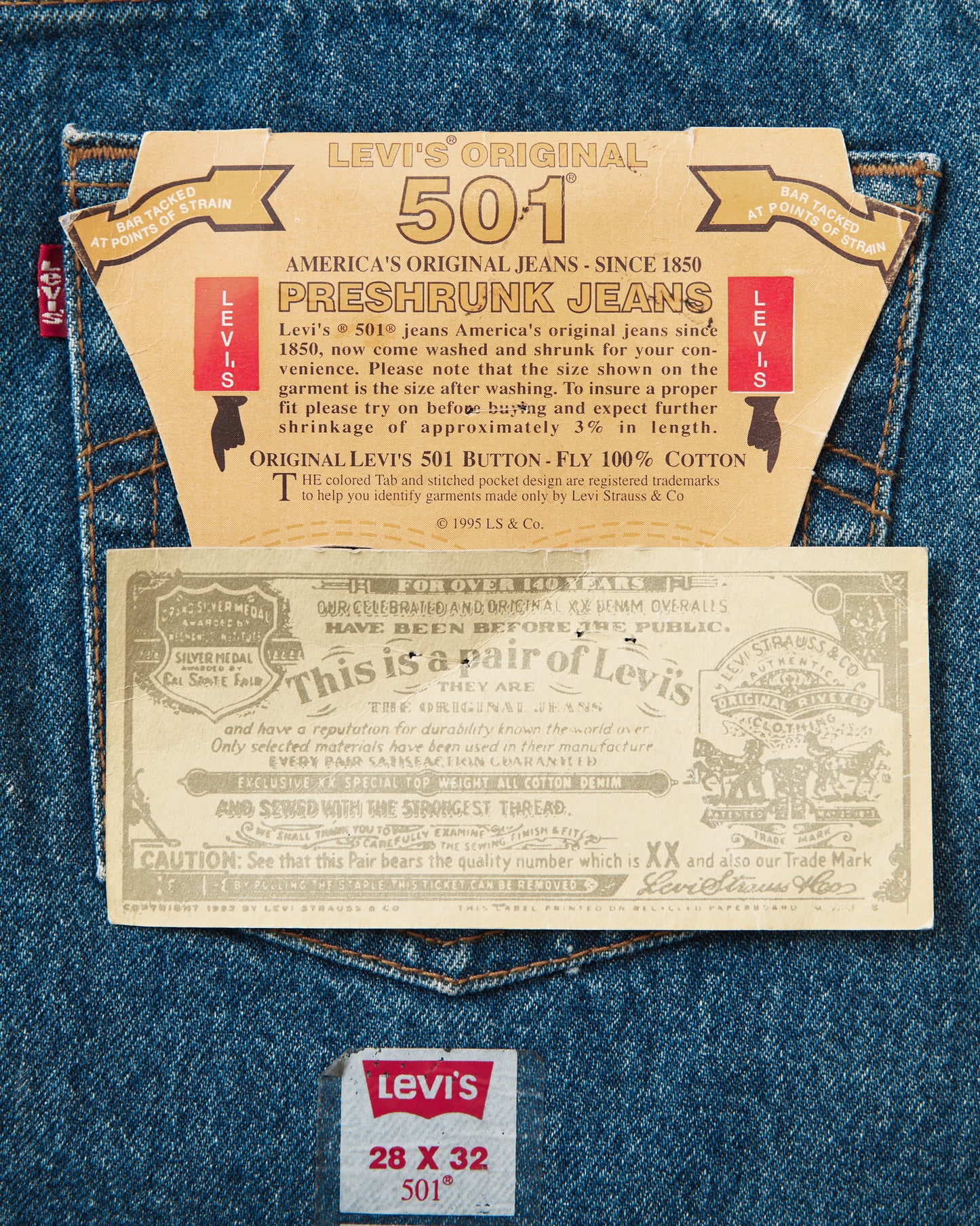 Vintage No. 55 90's Made in USA Dead Stock Levi's 501 Jeans W 28 / L 32