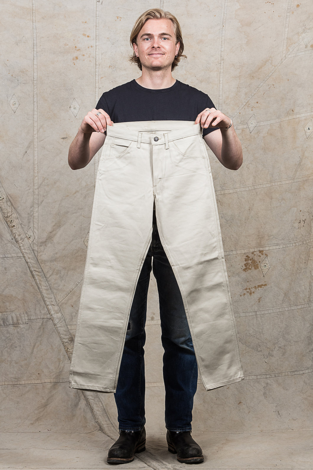 Vintage Dead Stock Levi's Big E White Slim Fit Pants – Second Sunrise