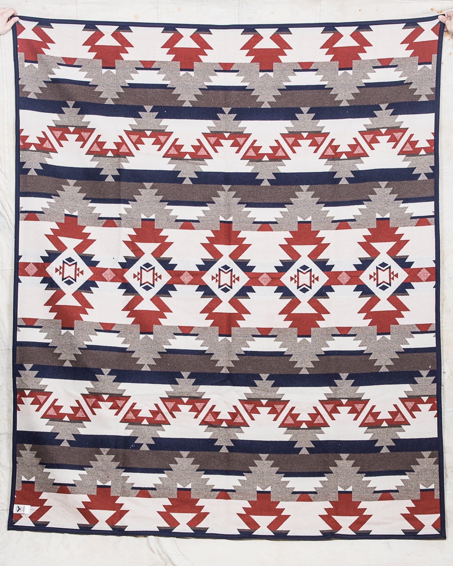 Pendleton Mountain Majesty Jacquard Robe