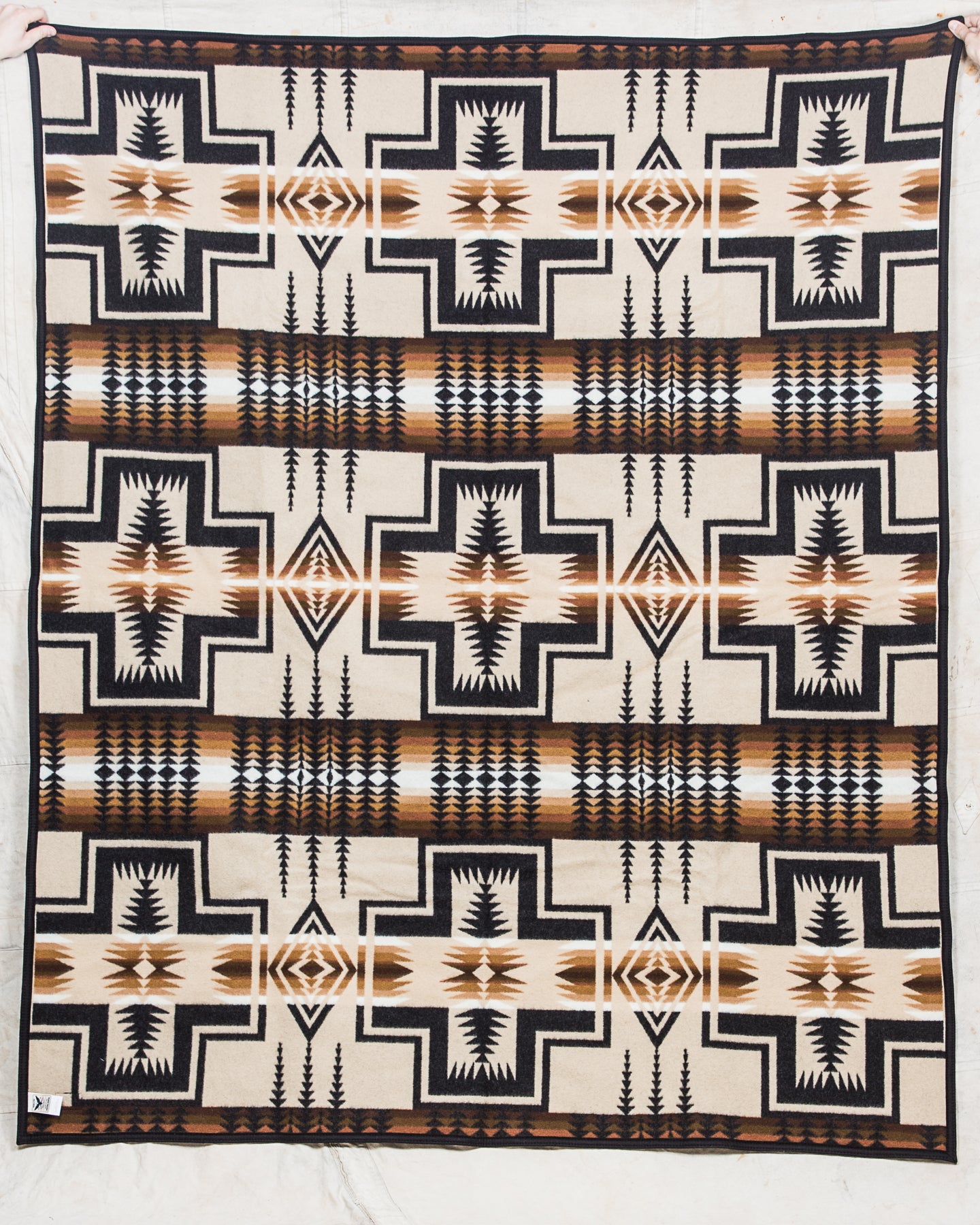 Pendleton Harding Oxford Jacquard Wool Blanket Robe