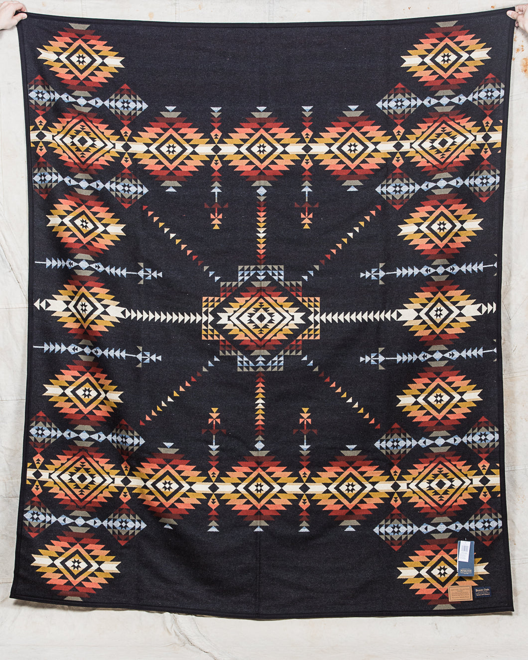 Pendleton Pueblo Dwelling Jacquard Robe – Second Sunrise