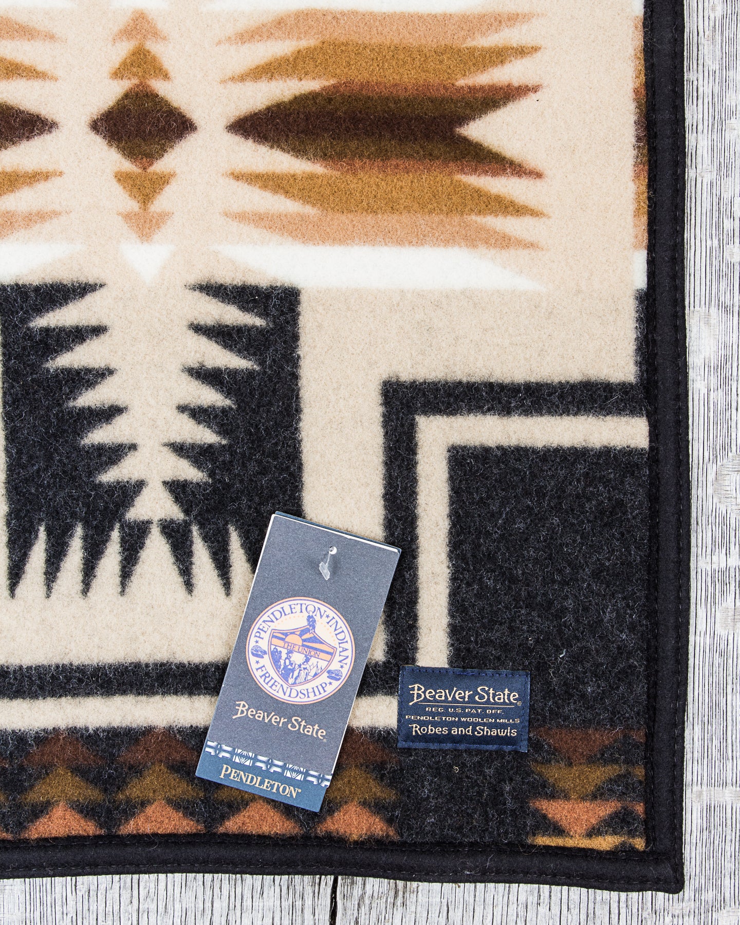 Pendleton Harding Oxford Jacquard Wool Blanket Robe