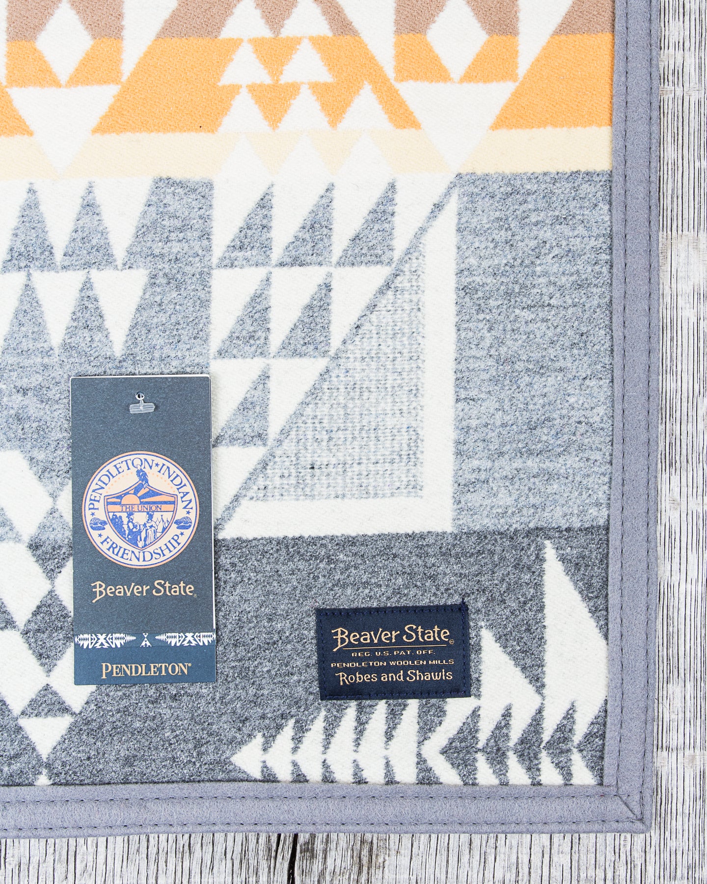 Pendleton Arrowhead Grey Heath Jacquard Wool Blanket Robe