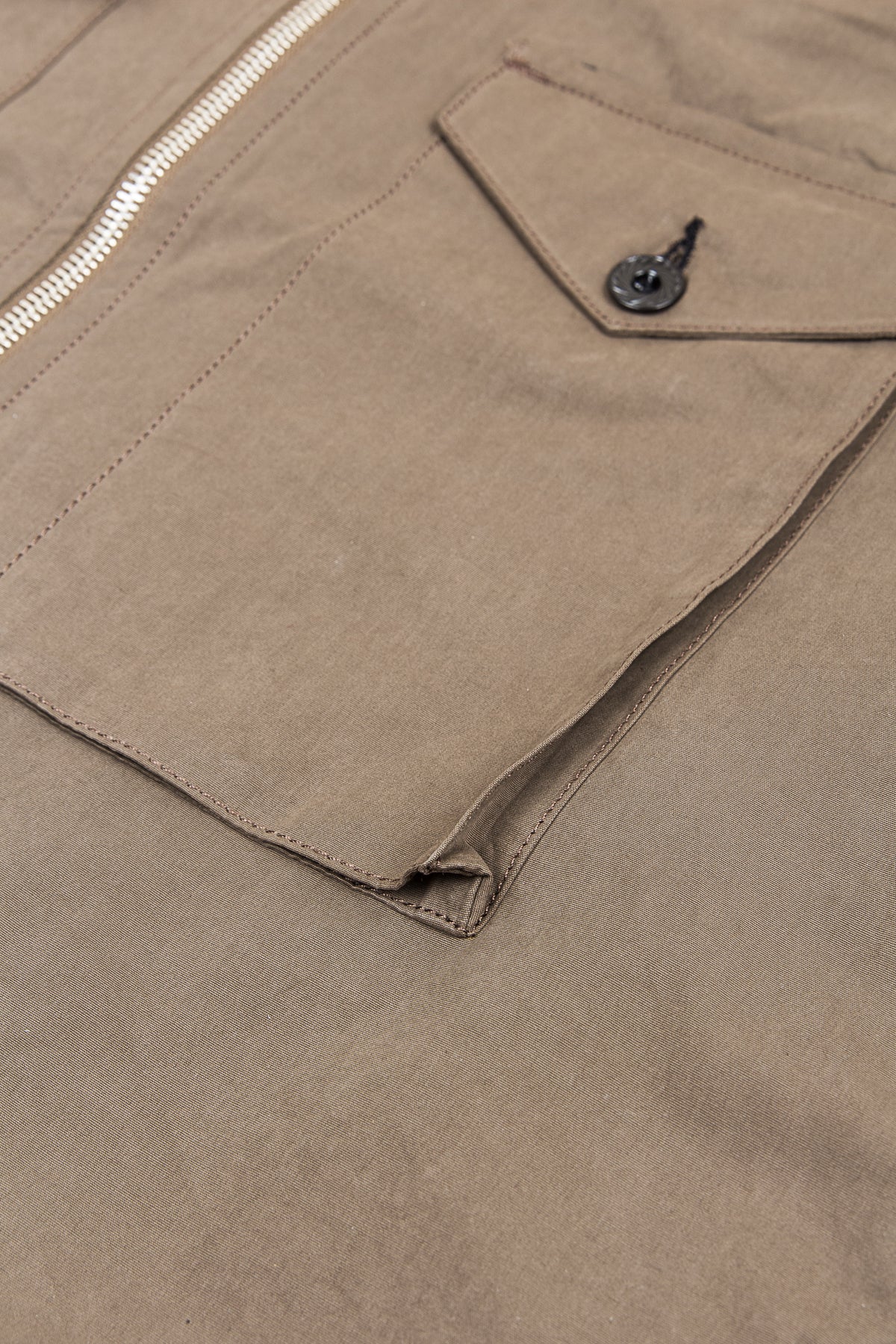 Indigofera Tectonic Vest Dark Green