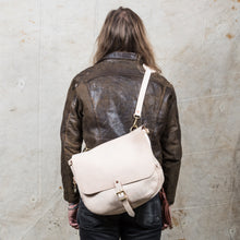Lone Wolf Leather Outrider Bag