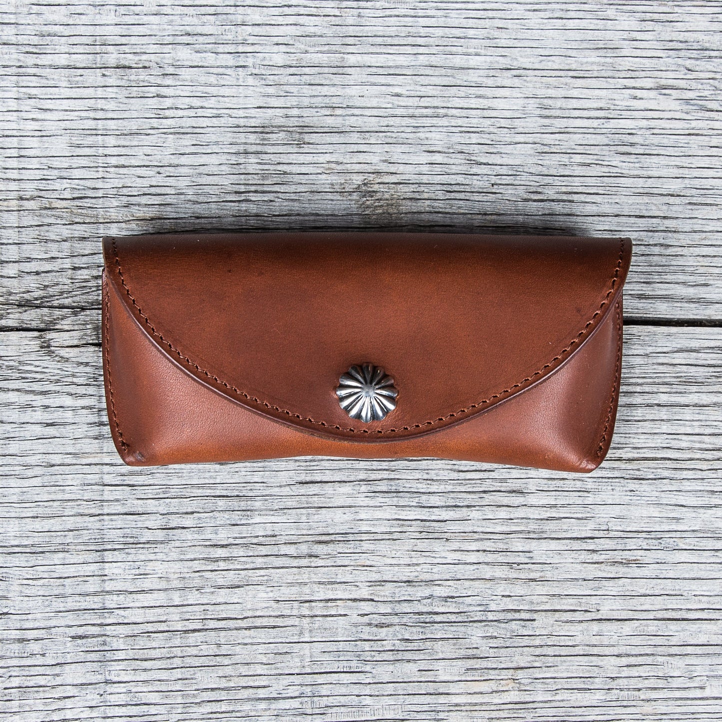 Larry Smith LT-0064 Glass Case Light Brown