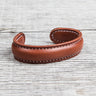 Lone Wolf Leather Cuff Bracelet Saddle Tan Tärnsjö Veg Tanned Light Seams