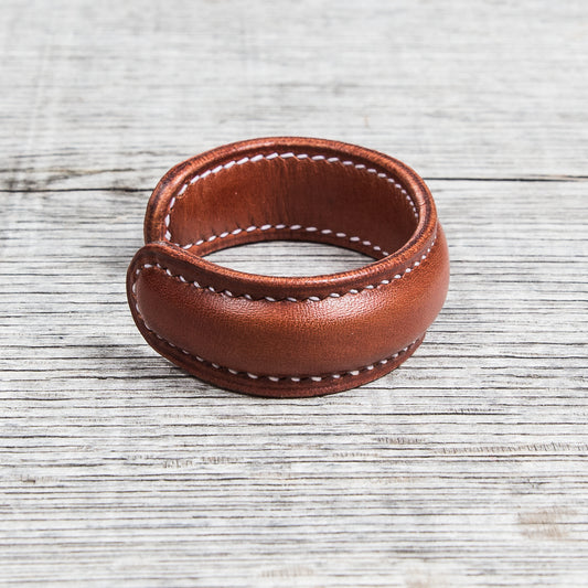 Lone Wolf Leather Cuff Bracelet Saddle Tan Tärnsjö Veg Tanned Light Seams