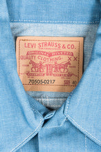 Second Hand Levi's Vintage Clothing 70505 Bright Blue Denim Jacket