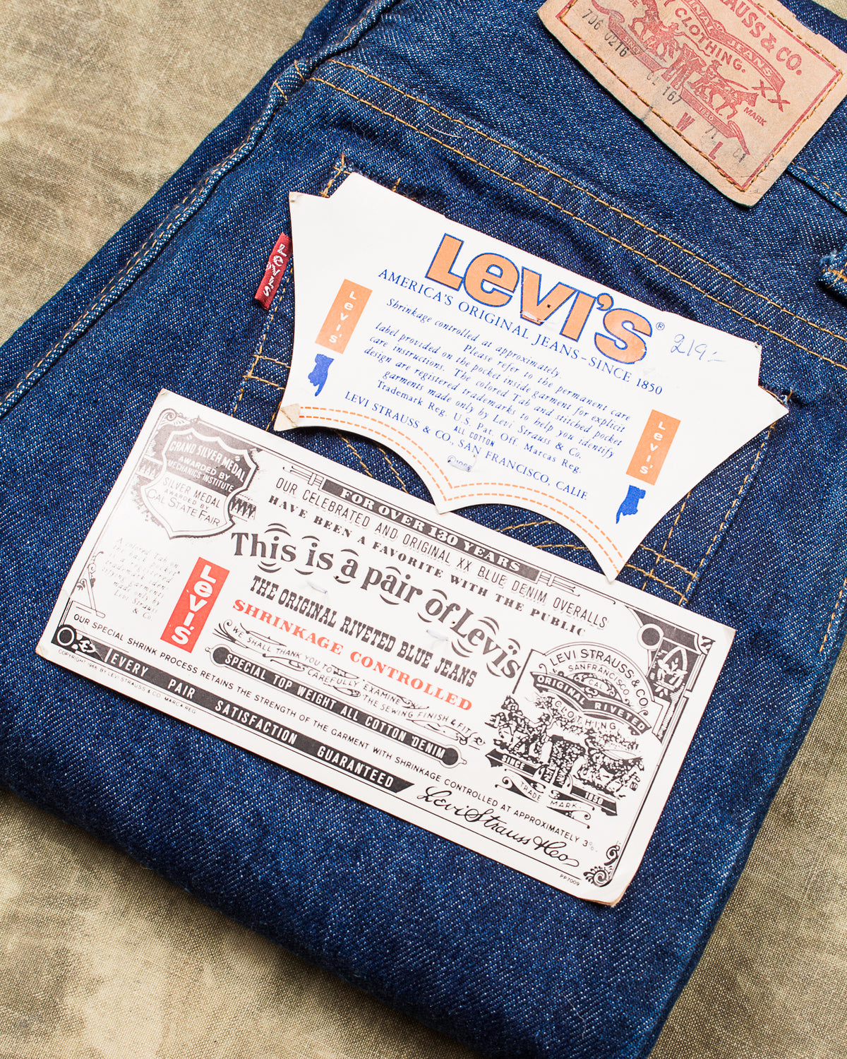 Vintage 80's Levi's 706-0216 Deadstock Jeans Made in UK