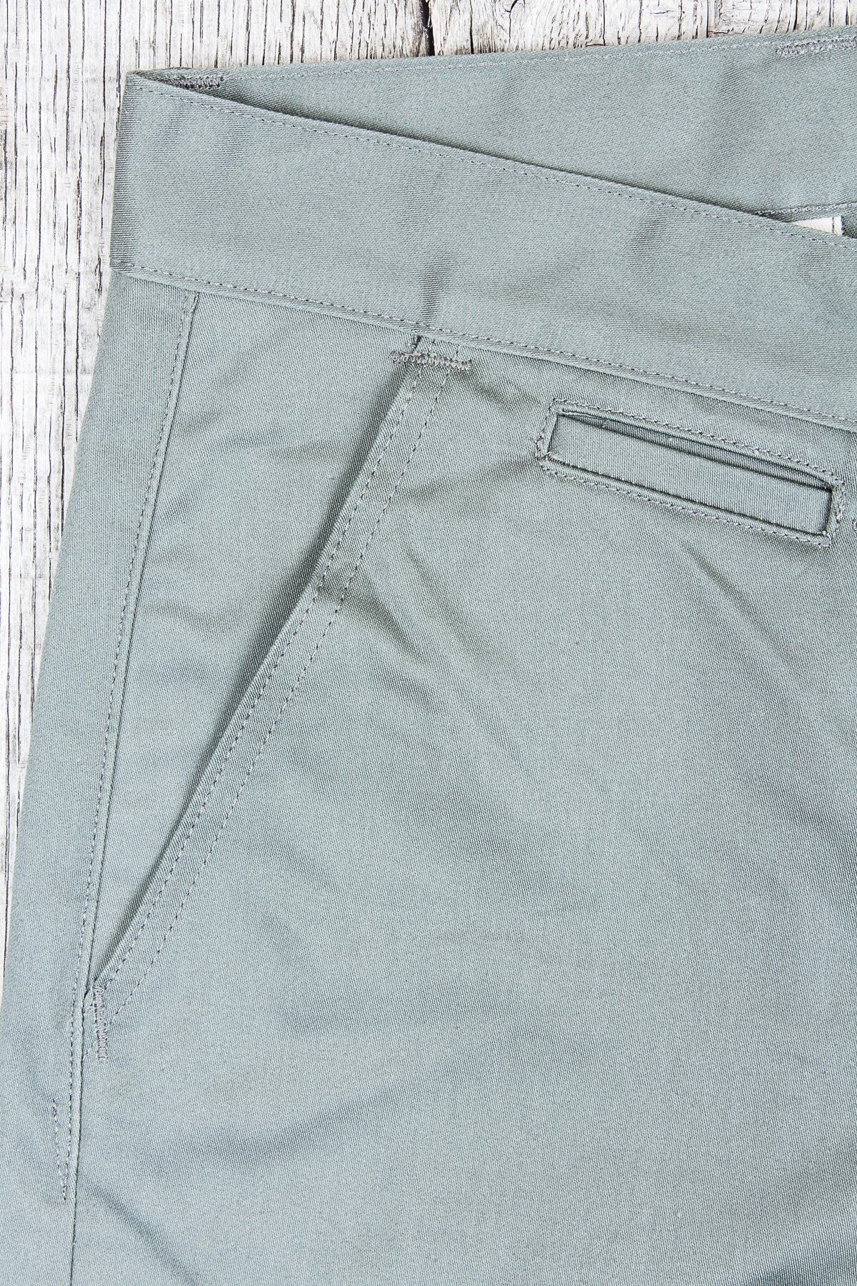 Indigofera Quinn Pants Bell Sateen Huey Green