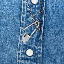Munqa Newtive Safety Pin Silver Necklace