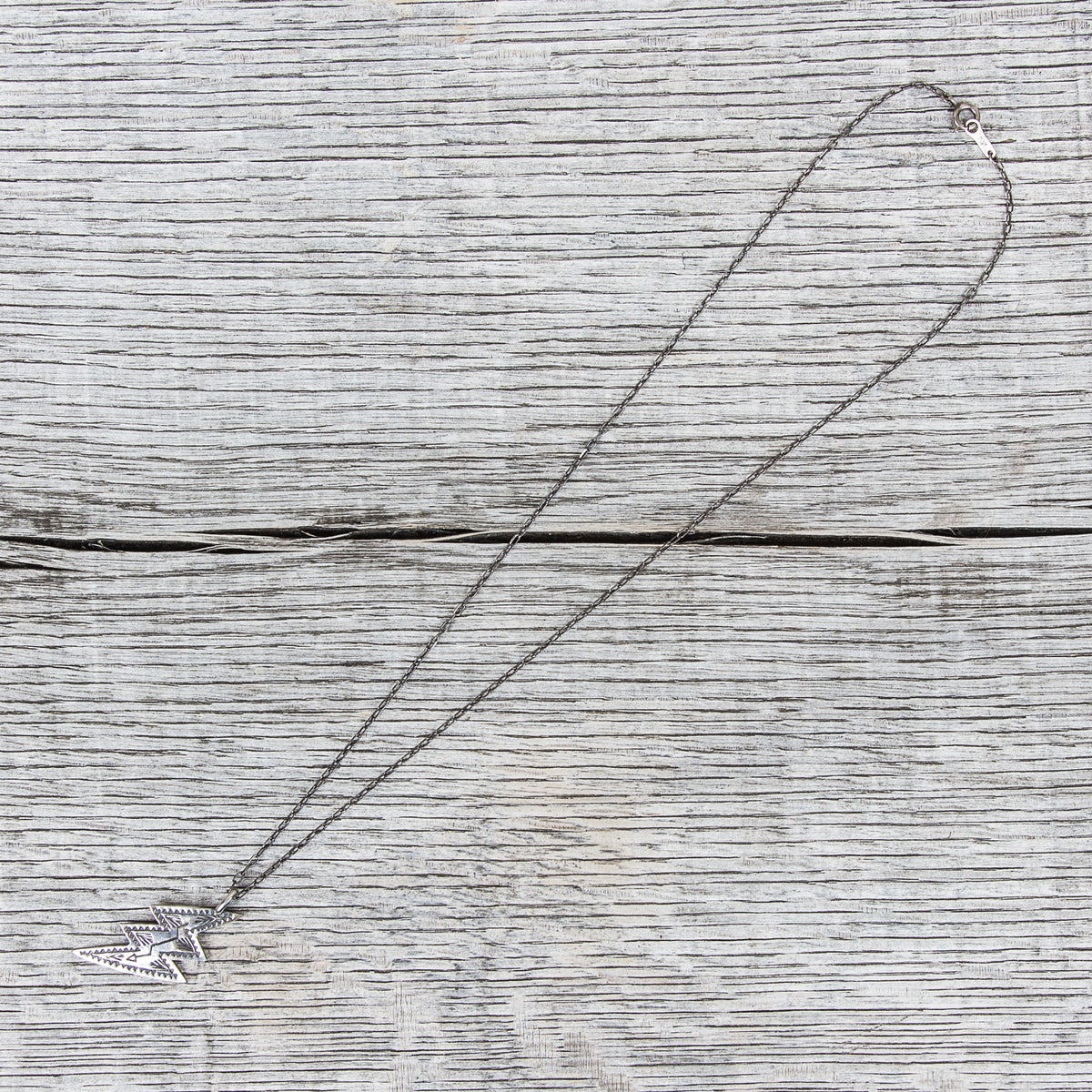 Munqa Newtive Thunder Silver Necklace