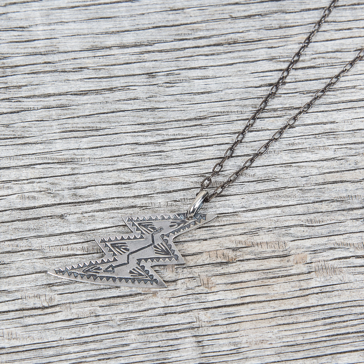 Munqa Newtive Thunder Silver Necklace