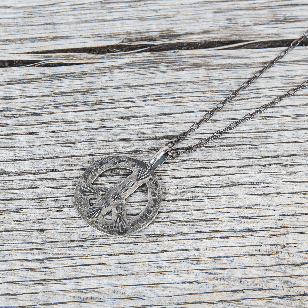 Munqa Newtive Peace Sign Silver Necklace