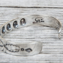 Munqa Newtive Smile Silver Bangle Medium