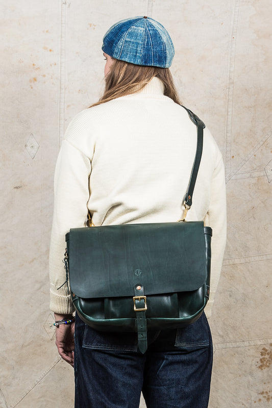 Lone Wolf Leather Messenger Bag Tärnsjö Veg Tanned Green Leather