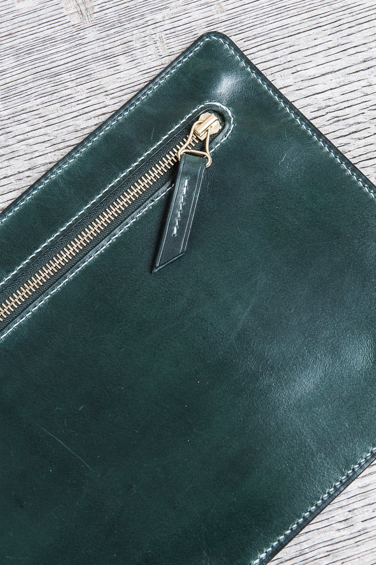 Lone Wolf Leather Messenger Bag Tärnsjö Veg Tanned Green Leather