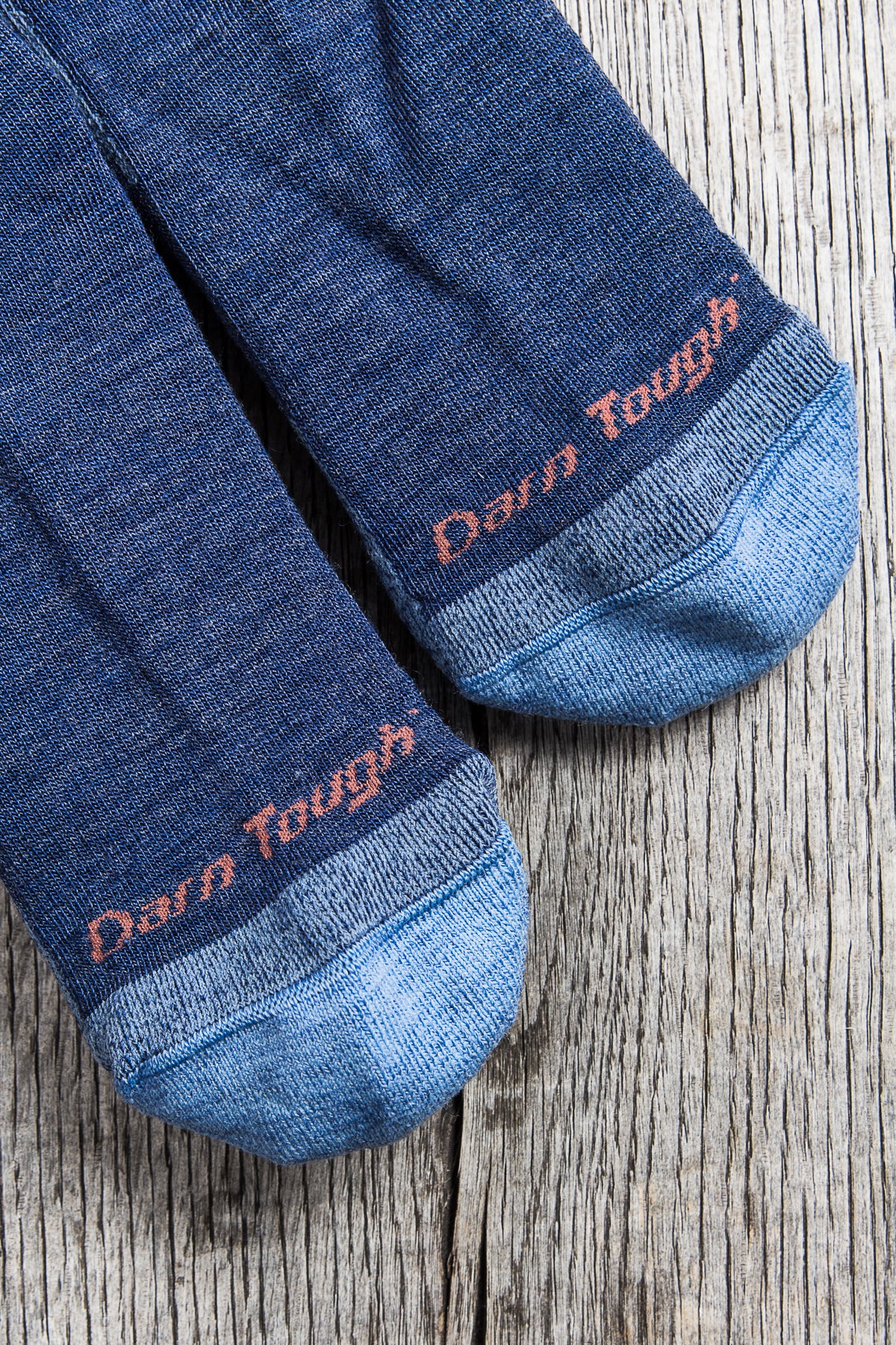 Darn Tough 1903 Denim Womens Wool Socks Hiker Micro Crew Sock Cushion