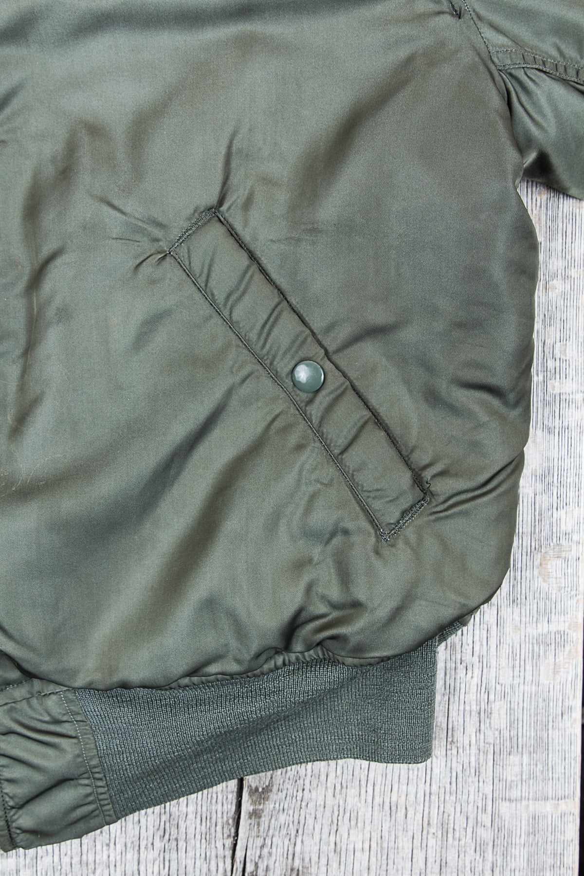 Vintage 1965 USAF MA-1 Jacket Medium