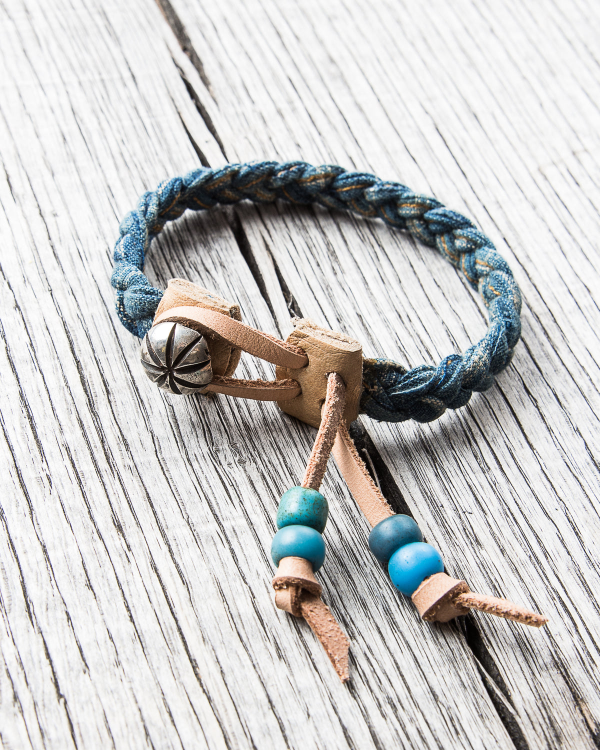 Tenable Crafts Indigo Braid and Silver Concha Button Bracelet #182