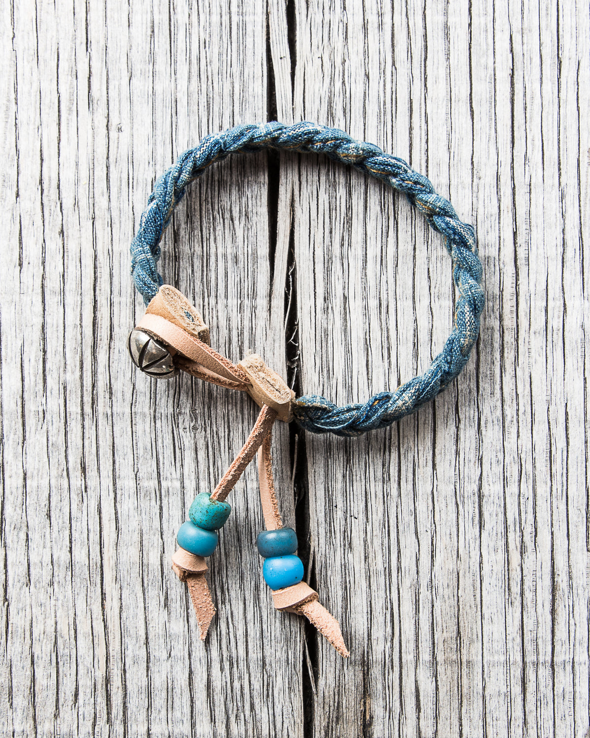 Tenable Crafts Indigo Braid and Silver Concha Button Bracelet #182